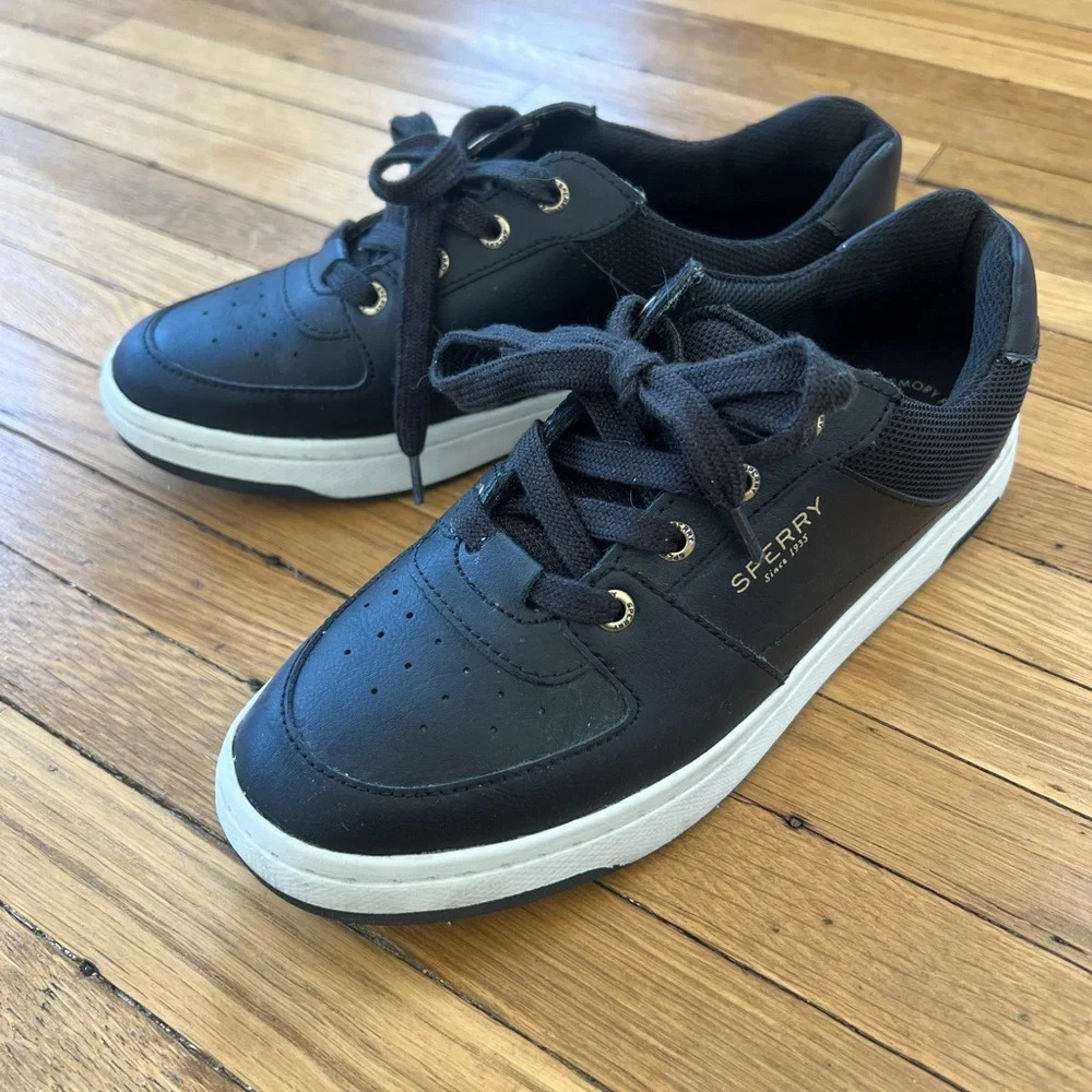 Sperry Women’s Leather Freeport Sneakers Black | Size 7